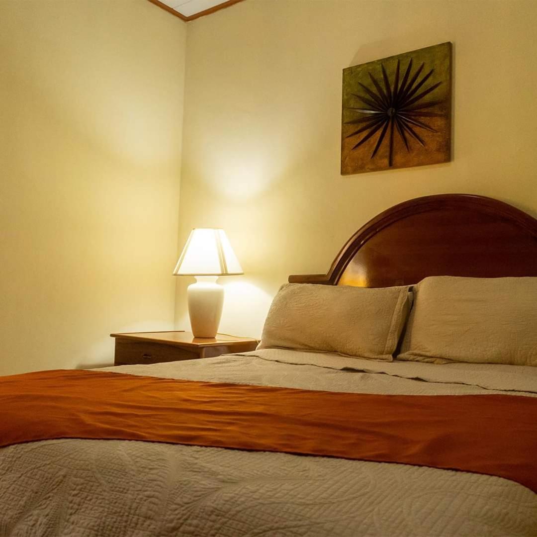 Apart Hotel Acuarious De Luis Estelí Zewnętrze zdjęcie